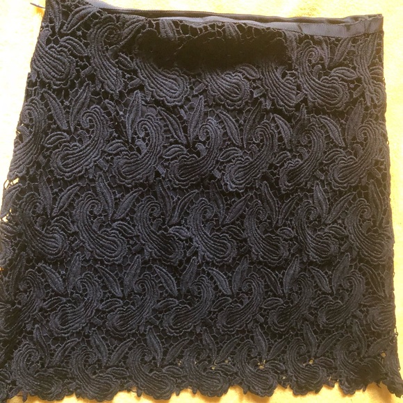 Skirt - Picture 2 of 3